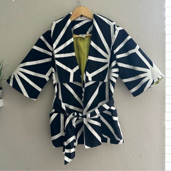 Virginia Taylor Abstract Black White Belted Jacket XS Artwear Statement Chic - Picture 3 of 10